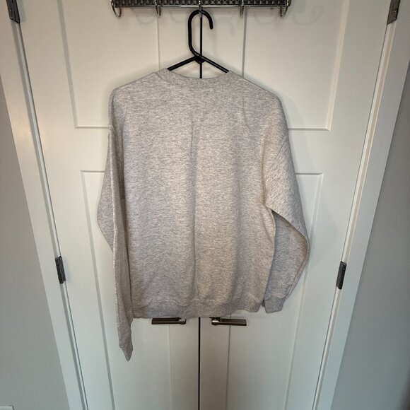 Gildan Heavy Blend Women's Wifey Embroidered Gray Fleece Crewneck Size M New - Picture 4 of 6